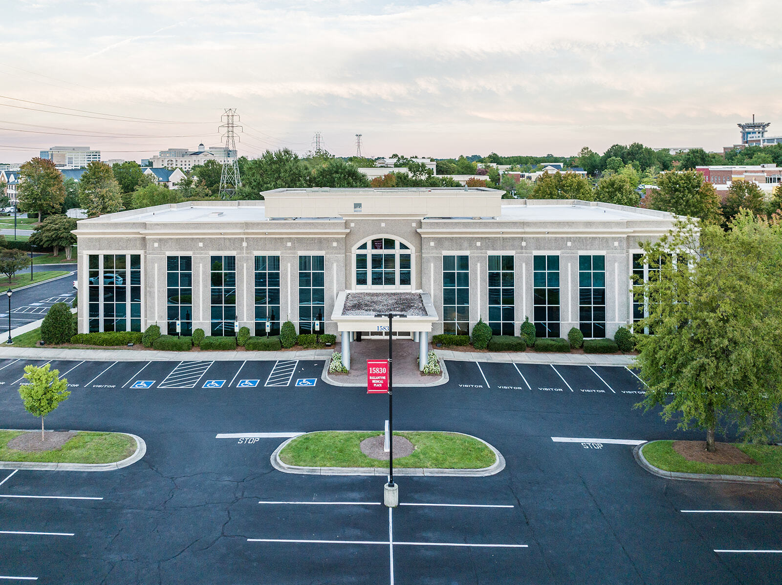 Ballantyne Medical Two Building exterior on Ballantyne Campus4