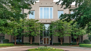 Fountain and Hall Building exterior on Ballantyne Campus3