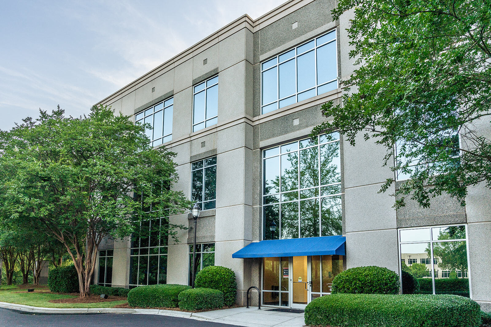 Side entrance of Hall Building exterior on Ballantyne Campus3