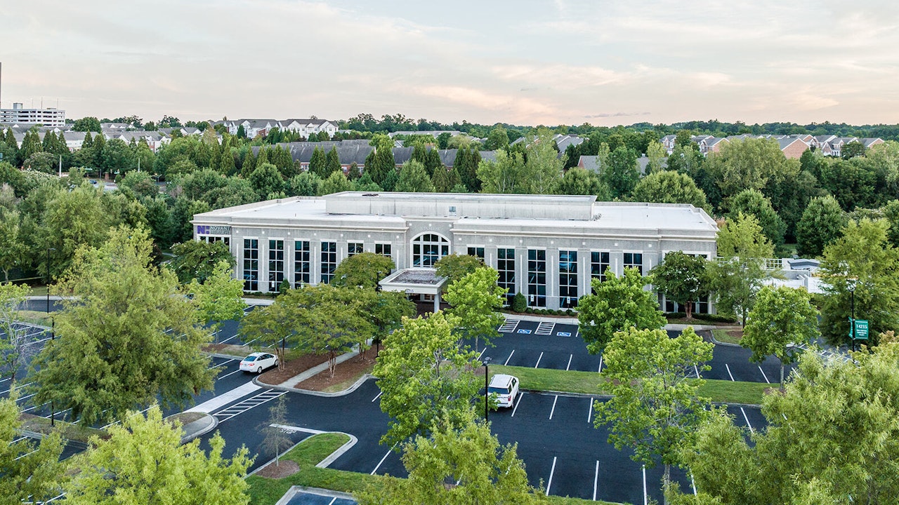 Parking lot and Winslow Building exterior on Ballantyne Campus4